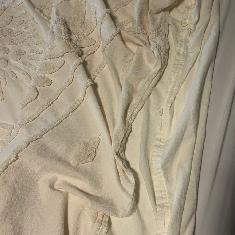 urban outfitters jackie icon tufted duvet cover